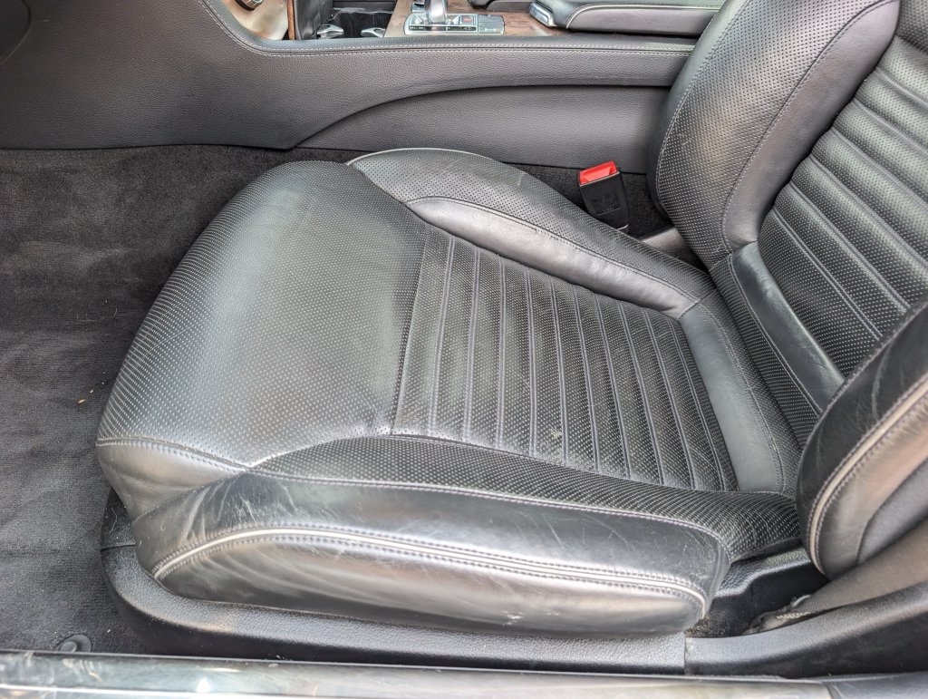Used 2013 Mercedes-Benz SL 550 image 24