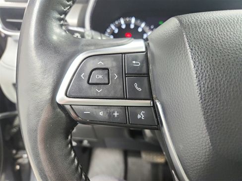 Used 2020 Toyota Highlander Platinum image 25