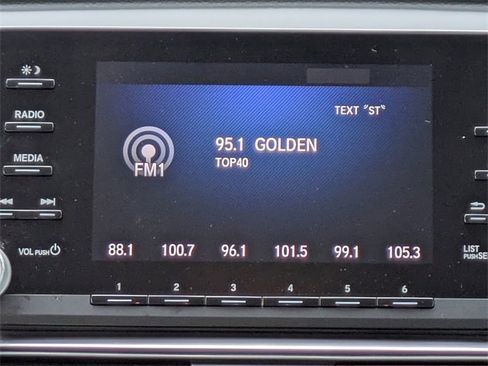 Used 2018 Honda Accord LX image 16