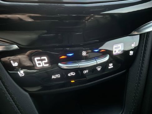 Used 2024 Cadillac XT6 Premium Luxury w/ Platinum Package image 19