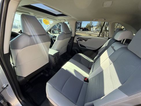 Used 2024 Toyota RAV4 Limited image 22