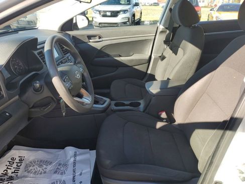 Used 2019 Hyundai Elantra SE w/ Cargo Package image 25