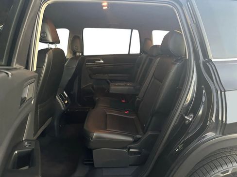 Used 2018 Volkswagen Atlas SE image 18