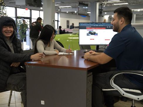 Used 2018 Chevrolet Tahoe LT image 38