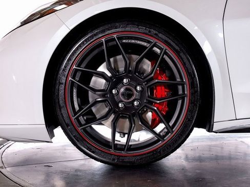 Used 2023 Chevrolet Corvette Z06 image 13