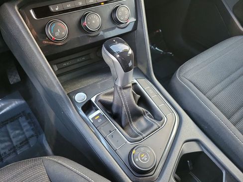 Used 2022 Volkswagen Tiguan S image 22