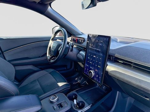 Used 2024 Ford Mustang Mach-E GT image 22