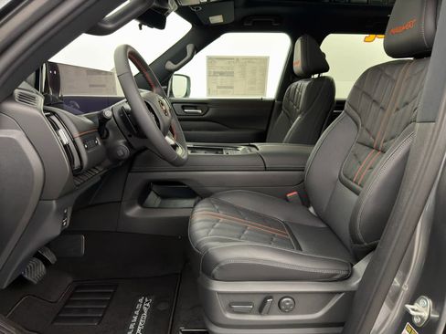 New 2026 Nissan Armada PRO-4X AWD/4WD image 14