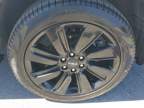 Used 2024 Lincoln Navigator Black Label image 28