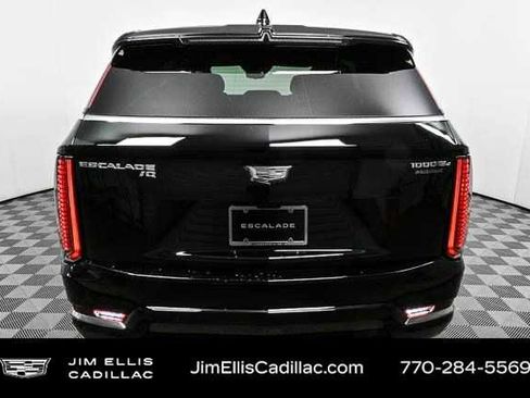 New 2025 Cadillac Escalade IQ Luxury 2 image 22