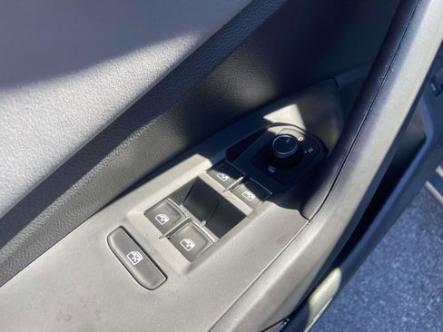 New 2026 Volkswagen Jetta SE image 20