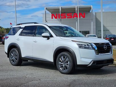 New 2025 Nissan Pathfinder SV