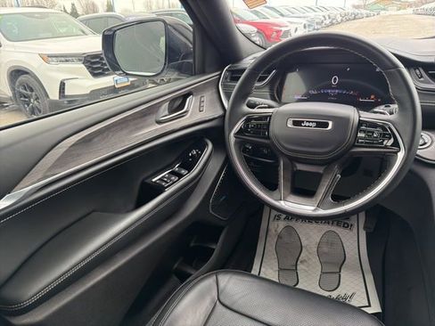 Used 2021 Jeep Grand Cherokee L Overland image 16