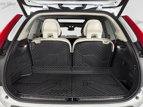 Used 2023 Volvo XC90 T8 Ultimate w/ Protection Package Premier AWD/4WD image 18
