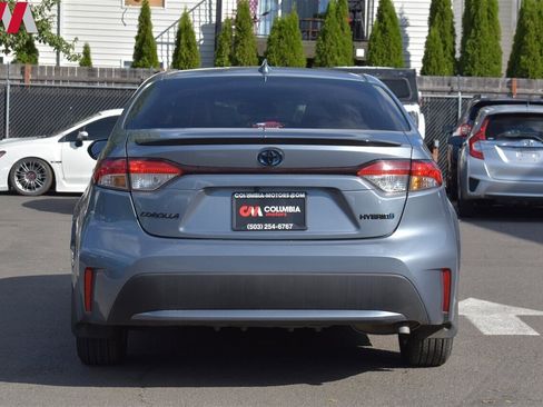 Used 2022 Toyota Corolla LE w/ Premium Interior Package FWD image 4