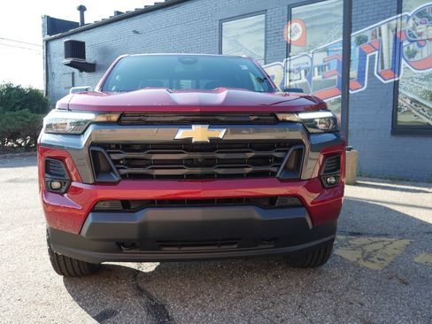 New 2026 Chevrolet Colorado LT w/ LT Convenience Package AWD/4WD image 2