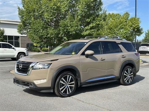 Certified 2023 Nissan Pathfinder Platinum w/ Lighting Package (N93) image 3