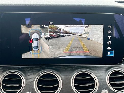 Used 2023 Mercedes-Benz E 350 4MATIC Sedan image 14