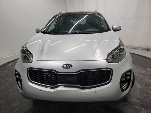 Used 2017 Kia Sportage SX image 2
