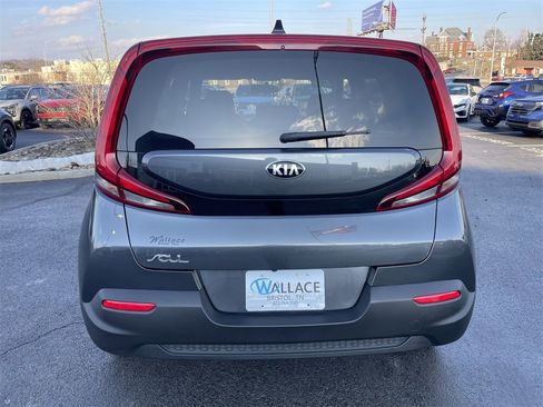 Used 2020 Kia Soul LX image 5
