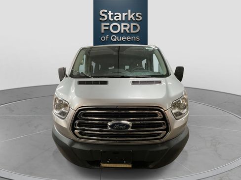 Used 2015 Ford Transit 150 XLT image 2
