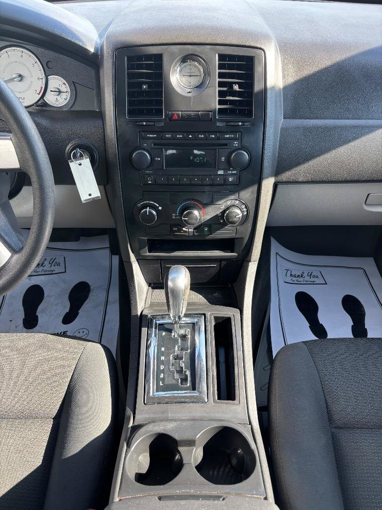 Used 2006 Chrysler 300 RWD image 20