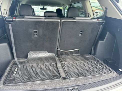 Used 2023 Volkswagen Atlas SE FWD image 25
