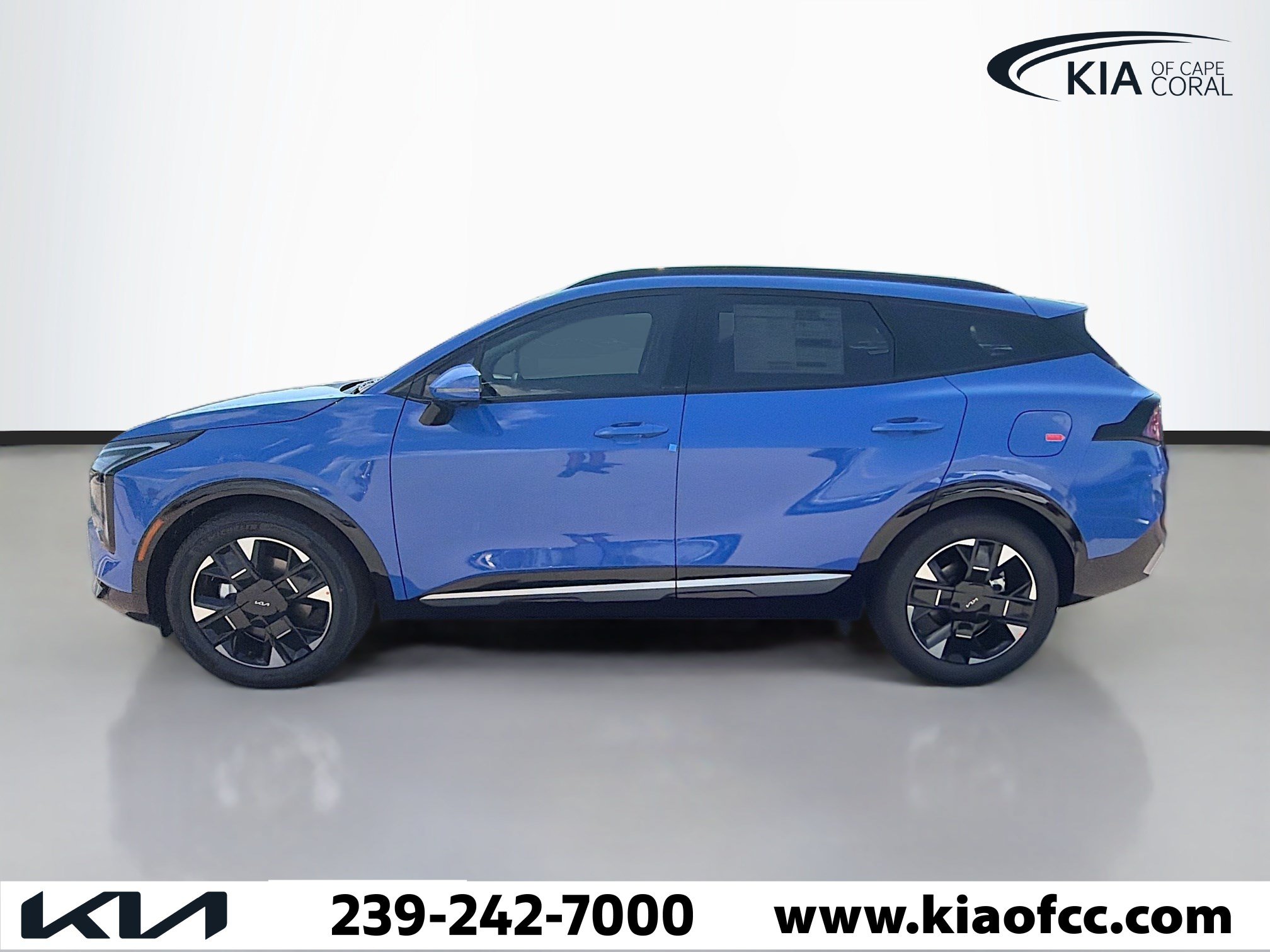 New 2026 Kia Sportage SX FWD image 2