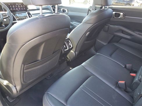 Used 2022 Kia Sorento S w/ Panoramic Sunroof Package image 23