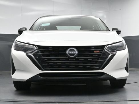 Certified 2025 Nissan Sentra SR w/ Midnight Edition image 22