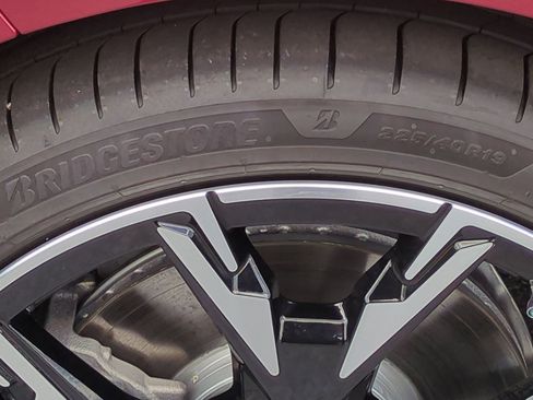 Certified 2025 BMW 228i xDrive w/ Premium Package image 12