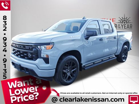 Used 2024 Chevrolet Silverado 1500 Custom image 3