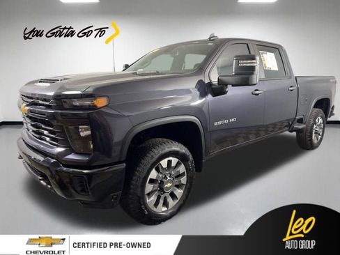 Used 2024 Chevrolet Silverado 2500 Custom w/ Custom Value Package AWD/4WD image 1