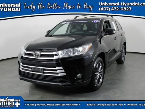 Used 2019 Toyota Highlander XLE w/ Protection Package #3 AWD/4WD image 1
