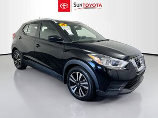 Used 2020 Nissan Kicks SV video 1