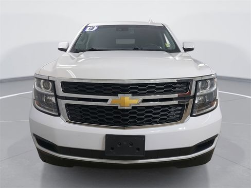Used 2018 Chevrolet Suburban LT image 10