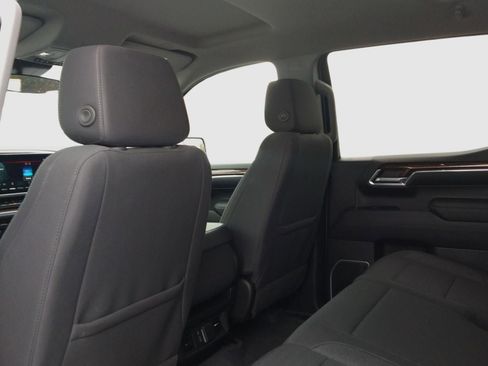 Used 2023 GMC Sierra 1500 SLE image 26
