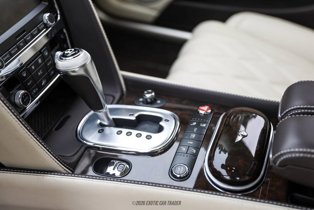 Used 2014 Bentley Flying Spur W12 AWD/4WD image 38