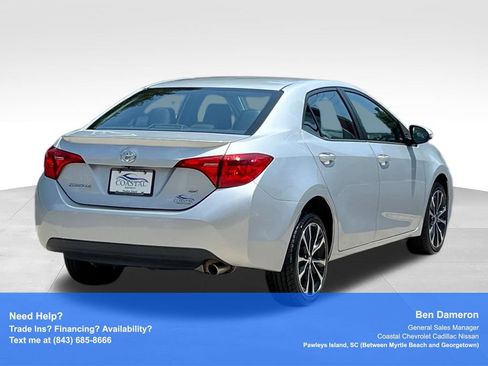 Used 2017 Toyota Corolla SE w/ Carpet Mat Package (TMS) FWD image 10