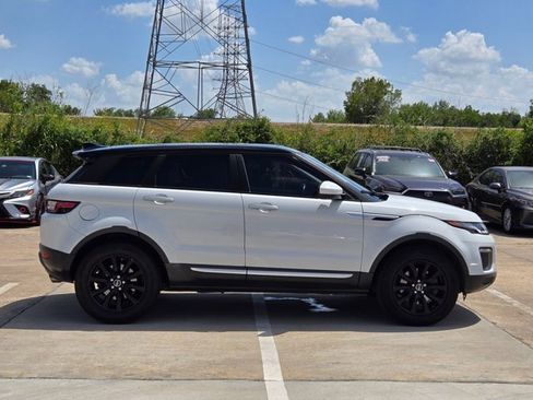Used 2017 Land Rover Range Rover Evoque HSE AWD/4WD image 4