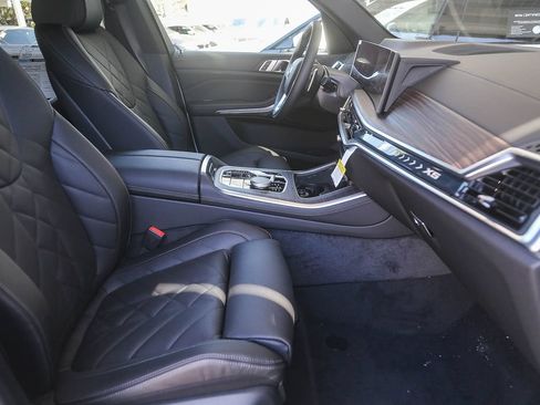 New 2026 BMW X5 sDrive40i w/ Parking Assistance Package RWD image 12