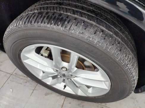 Used 2024 Dodge Durango GT image 3