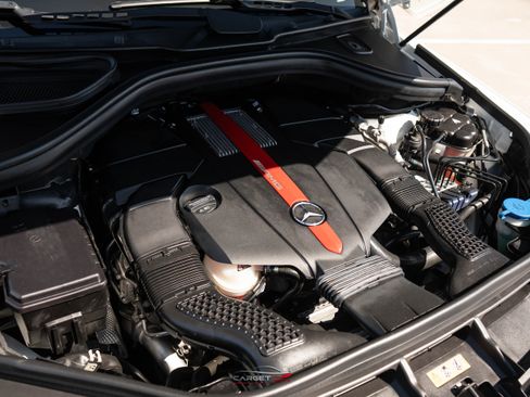 Used 2019 Mercedes-Benz GLE 43 AMG 4MATIC image 52