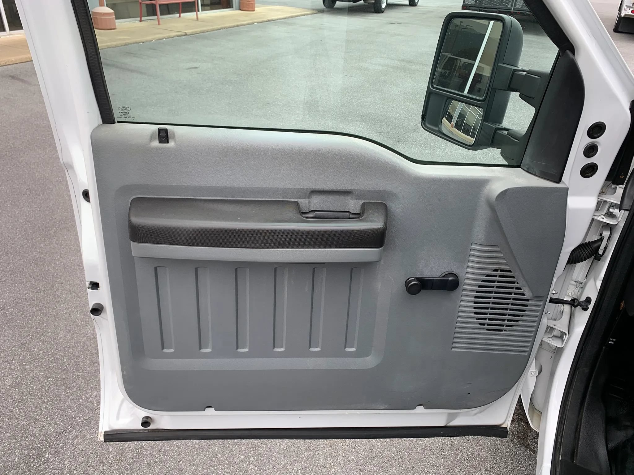 Used 2015 Ford F250 XL RWD image 8