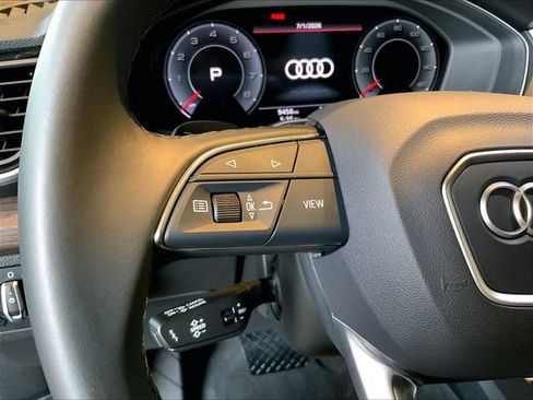 Certified 2025 Audi Q5 2.0T Premium Plus w/ Premium Plus Package AWD/4WD image 13