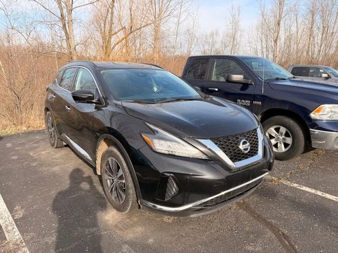 Used 2020 Nissan Murano SV image 3