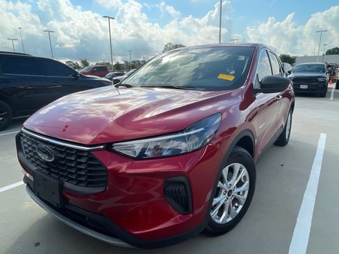 Used 2023 Ford Escape Active FWD image 1