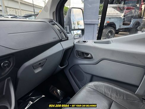 Used 2018 Ford Transit 150 XLT RWD image 19
