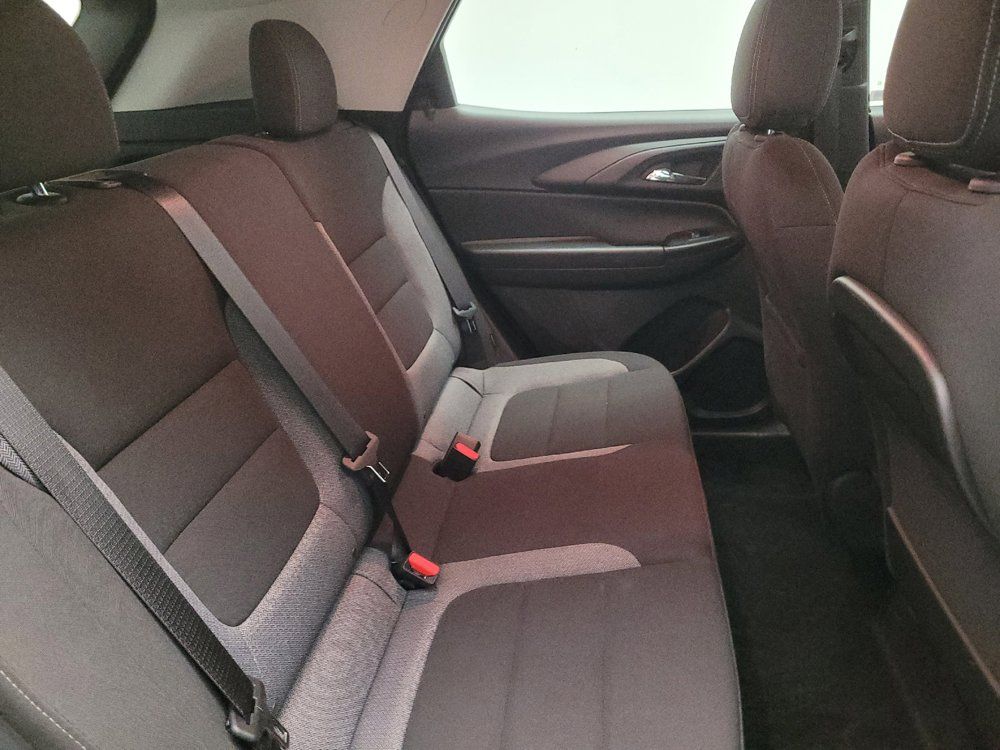 Used 2023 Chevrolet TrailBlazer LS FWD image 19