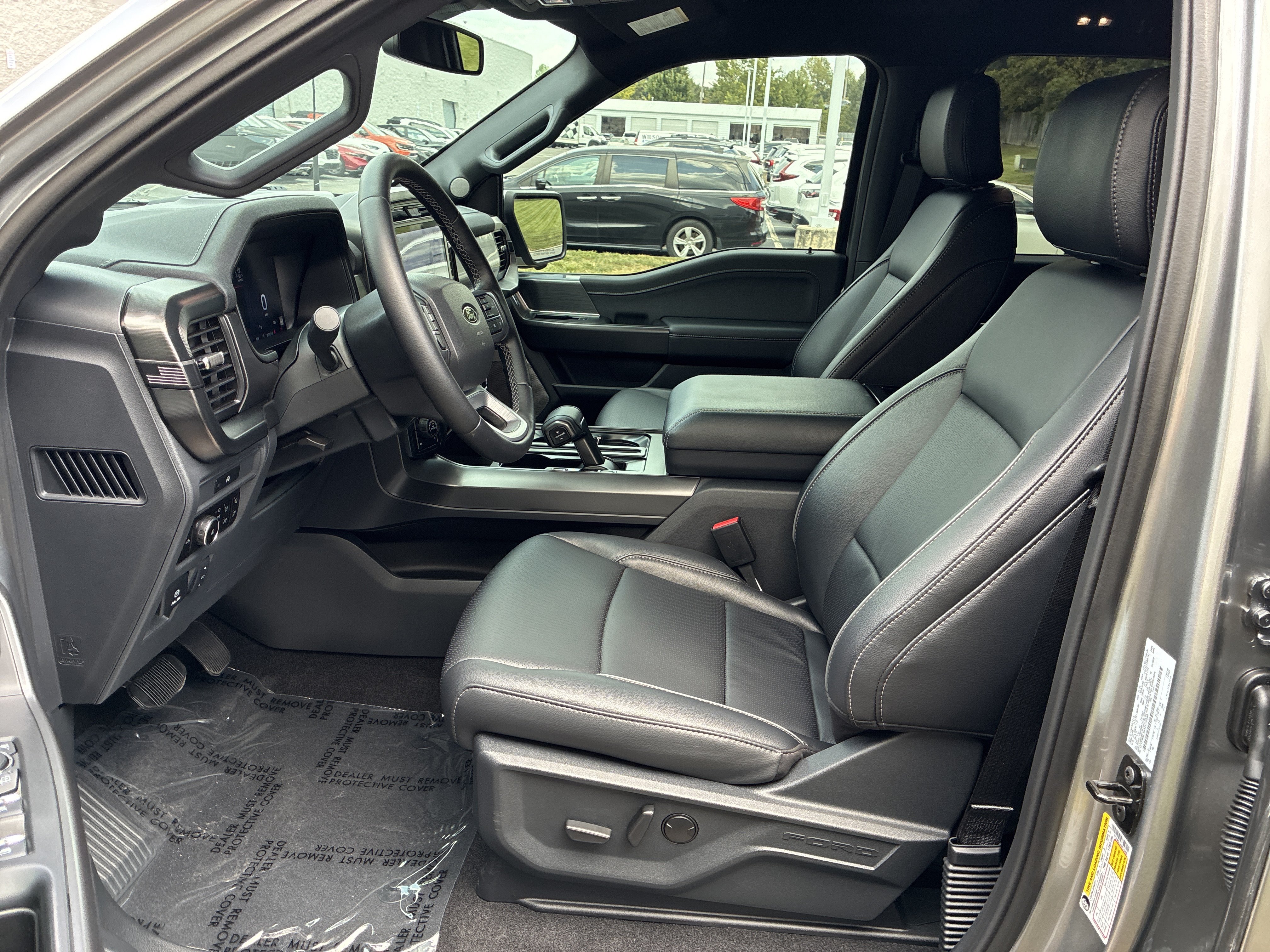 Used 2025 Ford F150 Lariat w/ Equipment Group 501A Mid AWD/4WD image 14